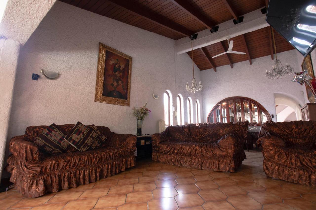 Family House *