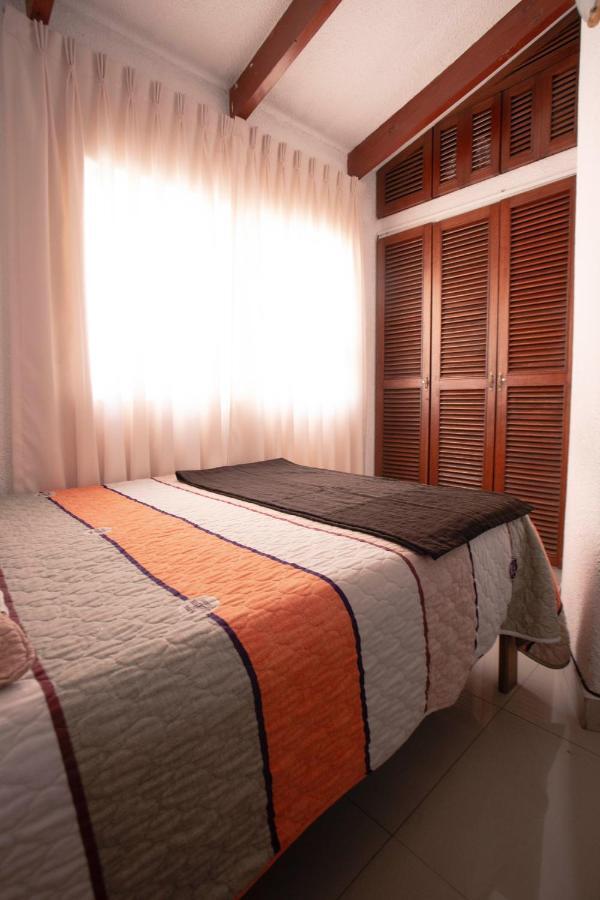 Habitación en casa particular Family House *
